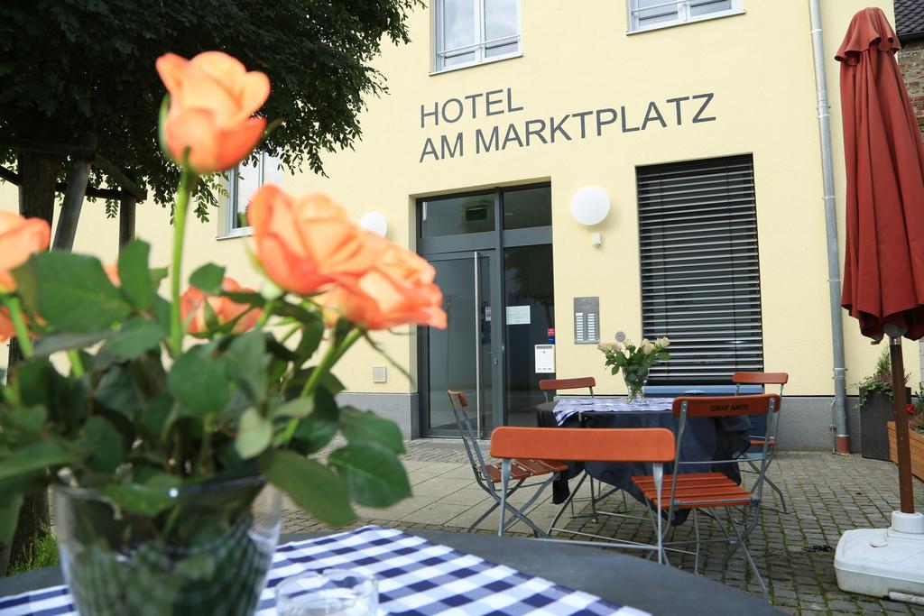 Hotel Am Marktplatz Gangkofen Eksteriør billede